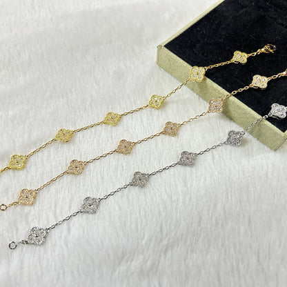 [Triumph Jewelry]CLOVER 6 MOTIF DIAMOND BRACELET