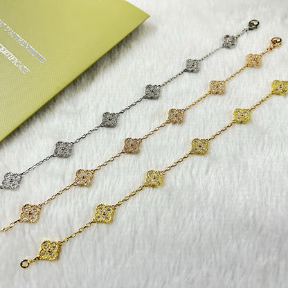 [Triumph Jewelry]CLOVER 6 MOTIF DIAMOND BRACELET