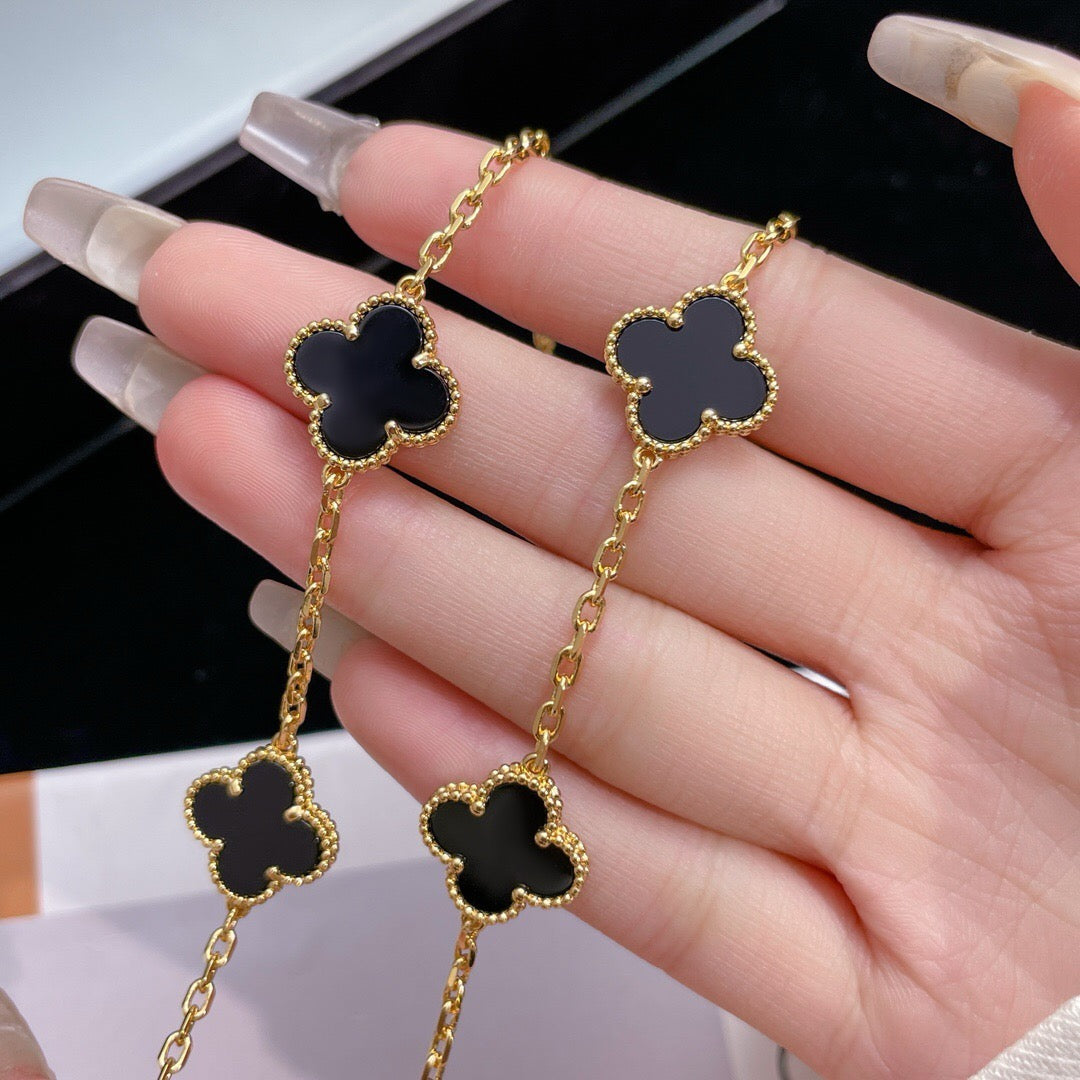 [Triumph Jewelry]CLOVER 10 MOTIFS ONYX NECKLACE