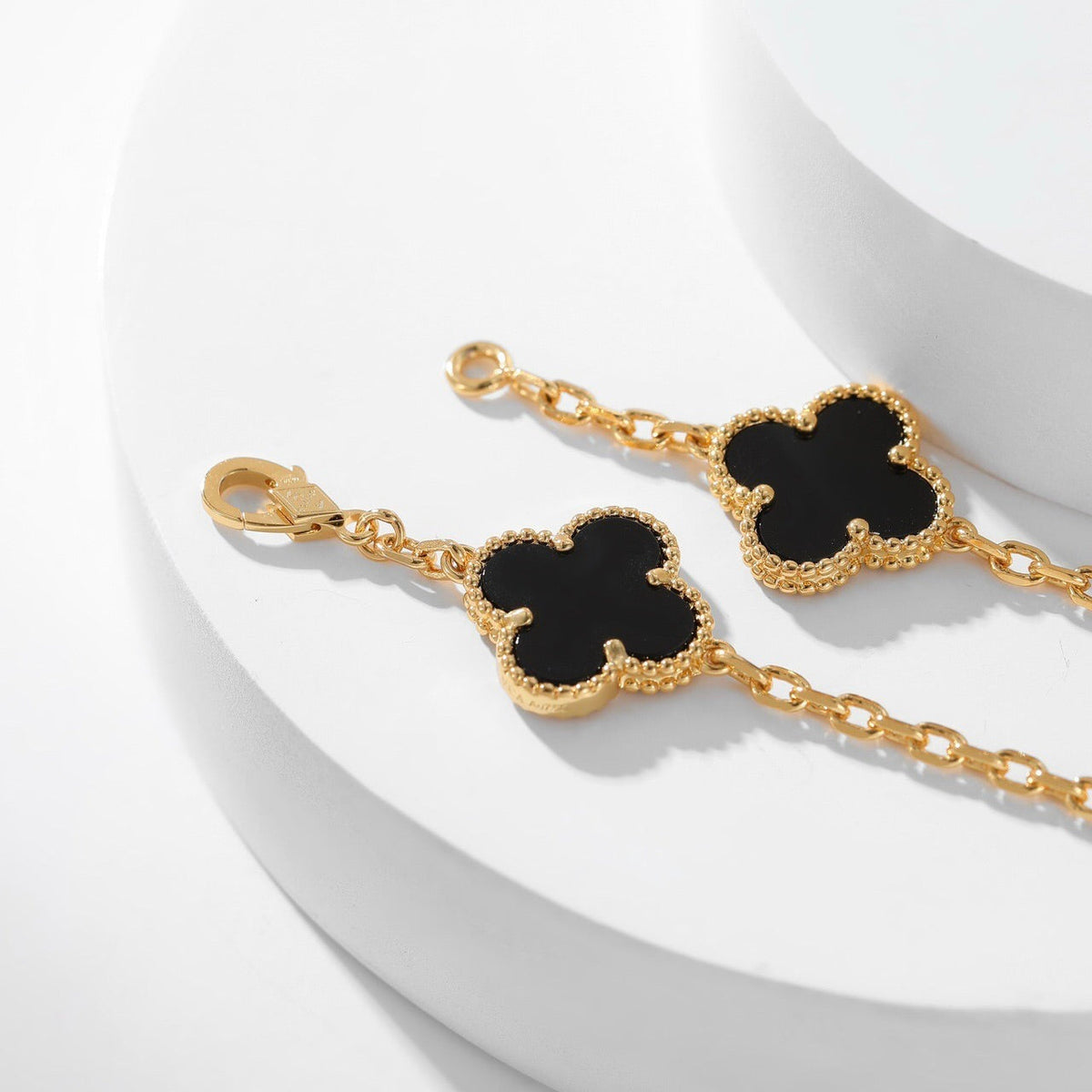 [Triumph Jewelry]CLOVER 10 MOTIFS ONYX NECKLACE