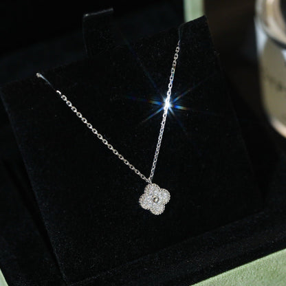 [Triumph Jewelry]CLOVER MINI 9.5MM PENDANT DIAMOND NECKLACE