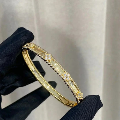 [Triumph Jewelry]CLOVER BRACELET 4MM DIAMONDS