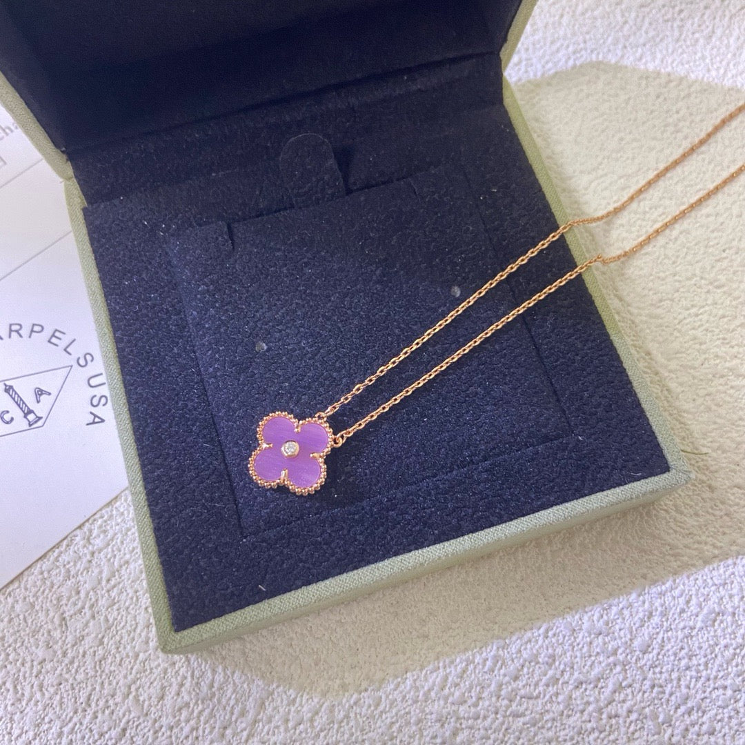 [Triumph Jewelry Jewelry]CLOVER 15MM DIAMOND  PURPLE VIOLET NECKLACE