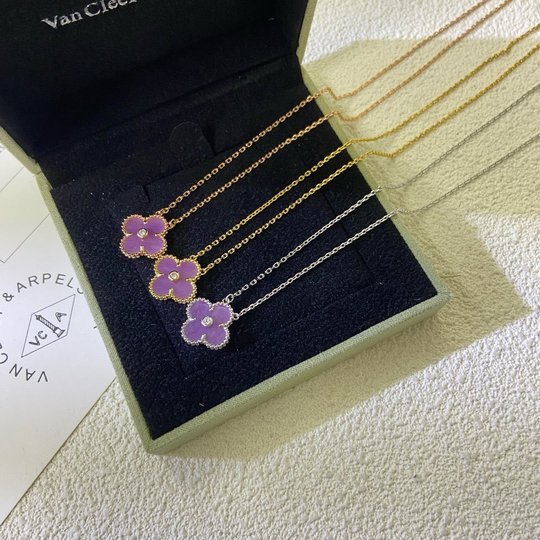 [Triumph Jewelry Jewelry]CLOVER 15MM DIAMOND  PURPLE VIOLET NECKLACE