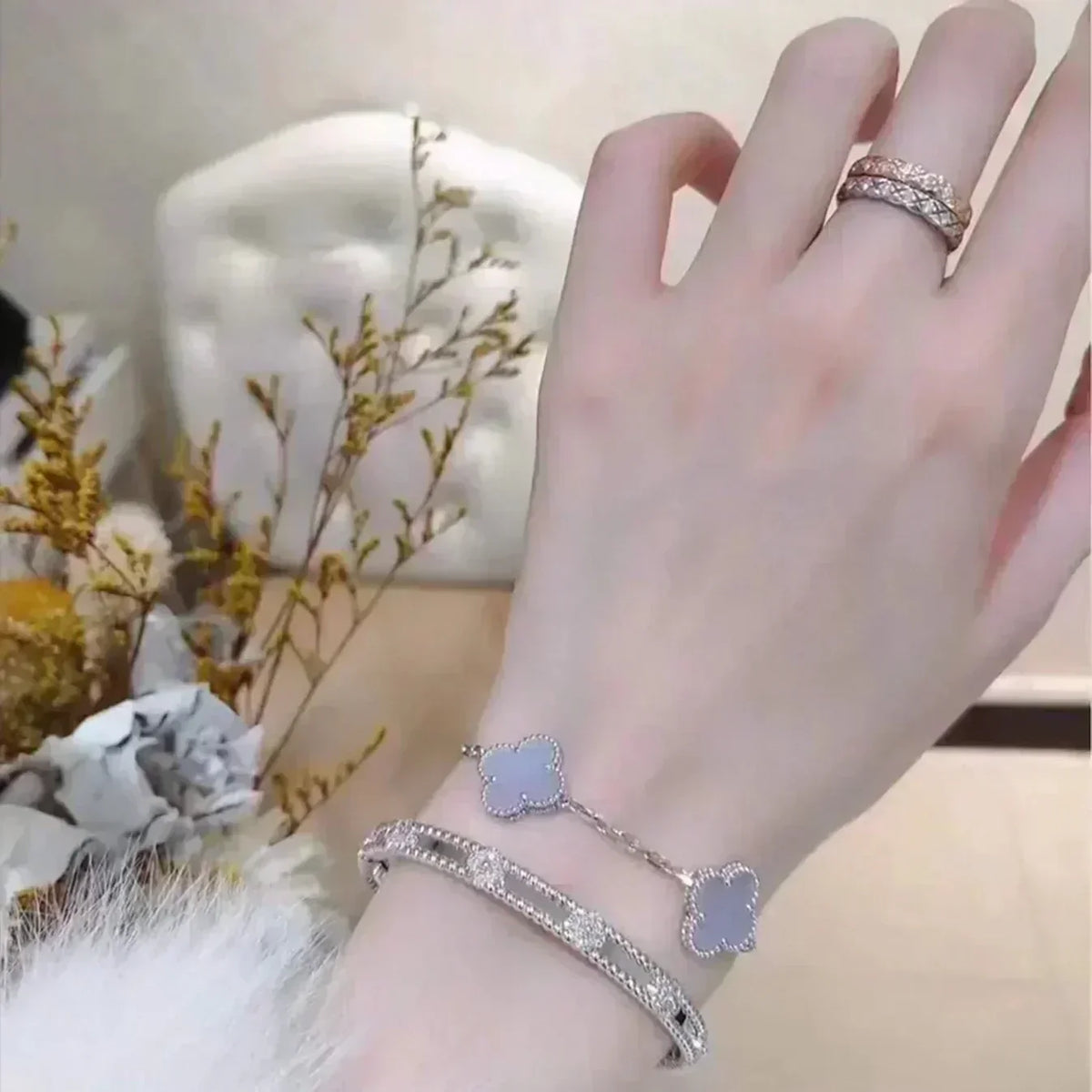 [Triumph Jewelry] CLOVER 5 MOTIF PURPLE CHALCEDONY BRACELET COLLECTION
