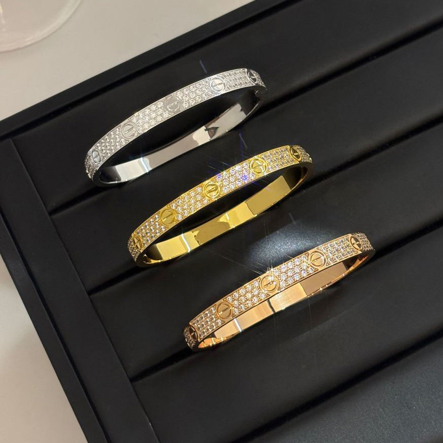 [Triumph Jewelry]LOVE BRACELET 6.1MM DIAMOND-PAVED