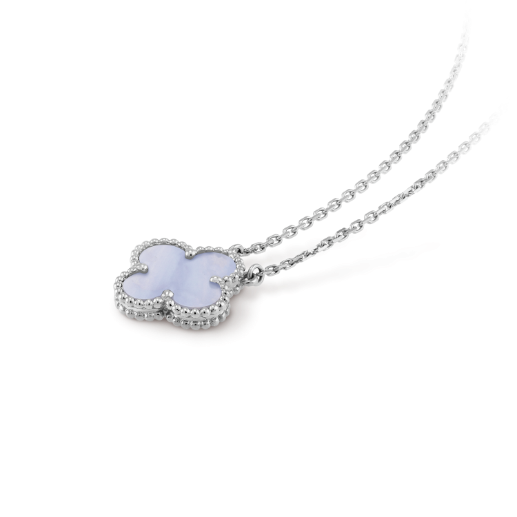 [Triumph Jewelry]CLOVER 15MM BLUE CHALCEDONY NECKLACE SILVER