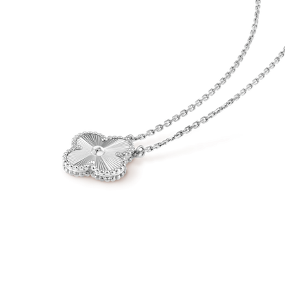 [Triumph Jewelry]CLOVER 15MM LASER NECKLACE SILVER
