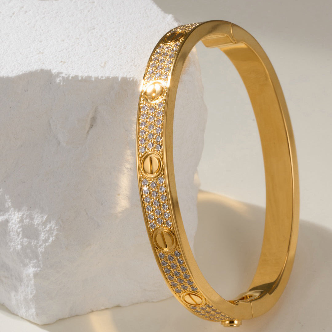 [Triumph Jewelry]LOVE BRACELET 6.1MM DIAMOND-PAVED