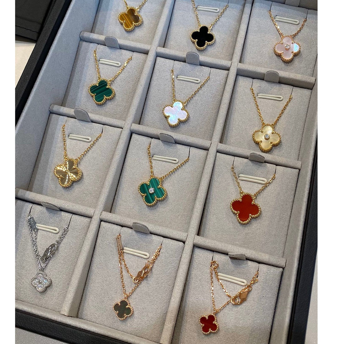 [Triumph Jewelry]CLOVER 15MM LASER NECKLACE SILVER