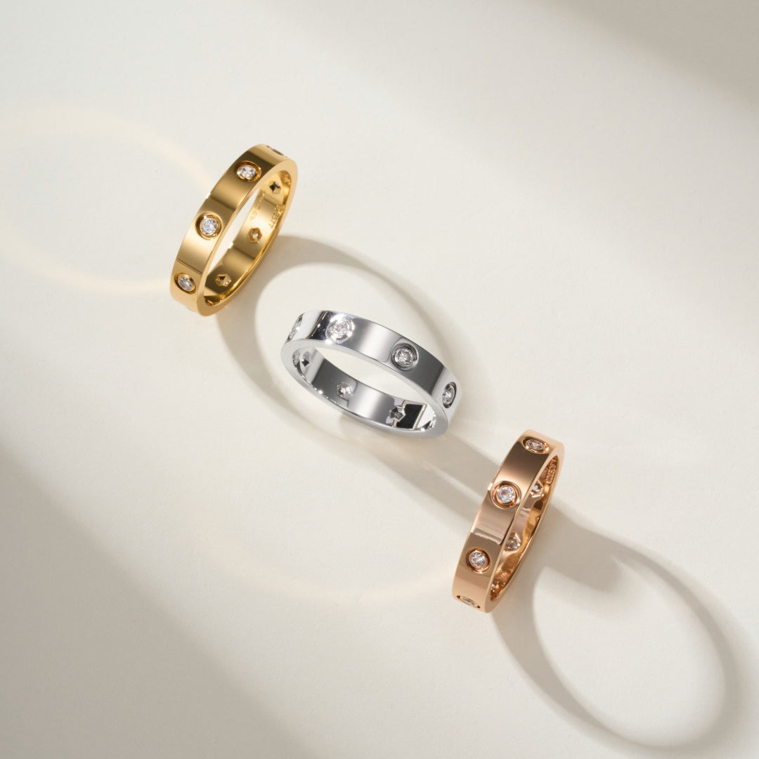 [Triumph Jewelry]LOVE 4MM 8 DIAMOND RING