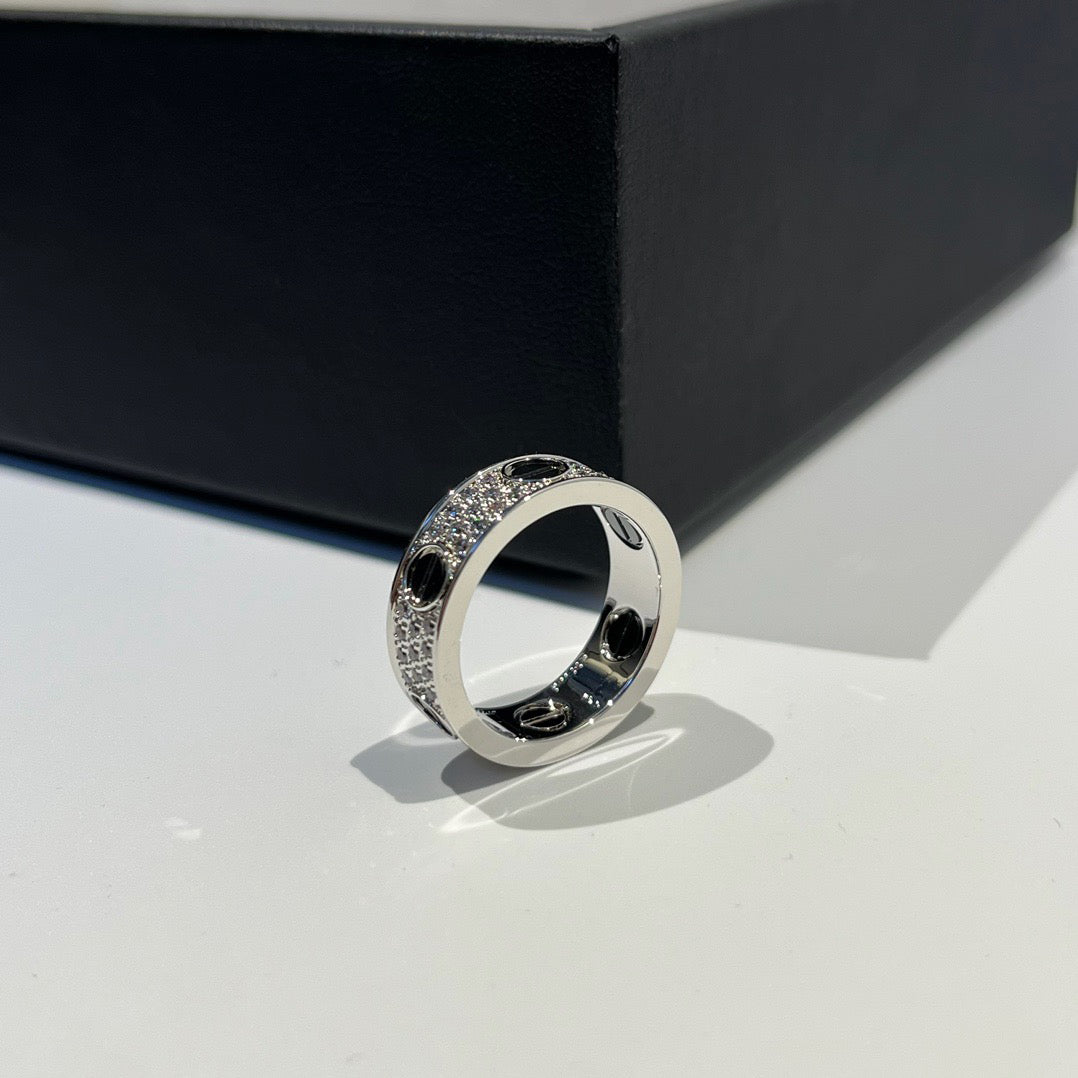[Triumph Jewelry]LOVE RING 5.5MM DIAMONDS PAVED CERAMIC