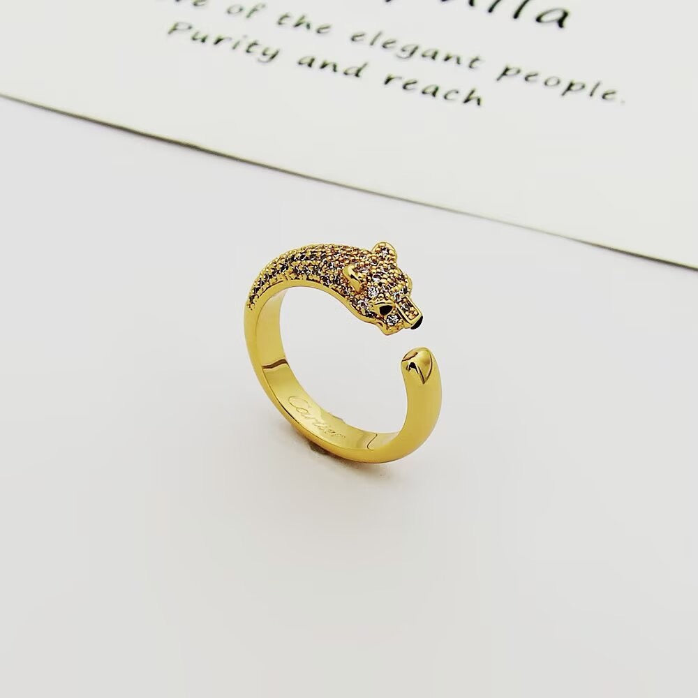 [Triumph Jewelry]PANTHERE HALF DIAMOND SMALL RING