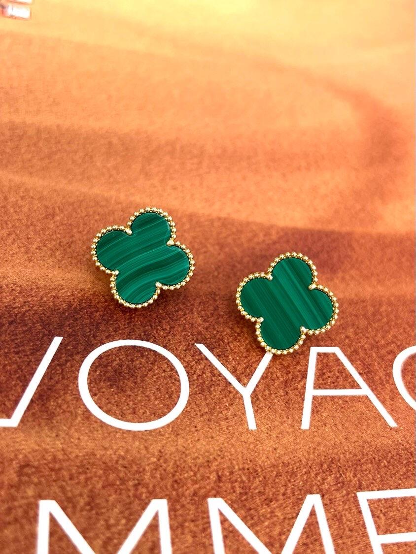 [Triumph Jewelry] CLOVER LARGE (20mm) 1 MOTIFS GREENER MOP STUD EARRINGS