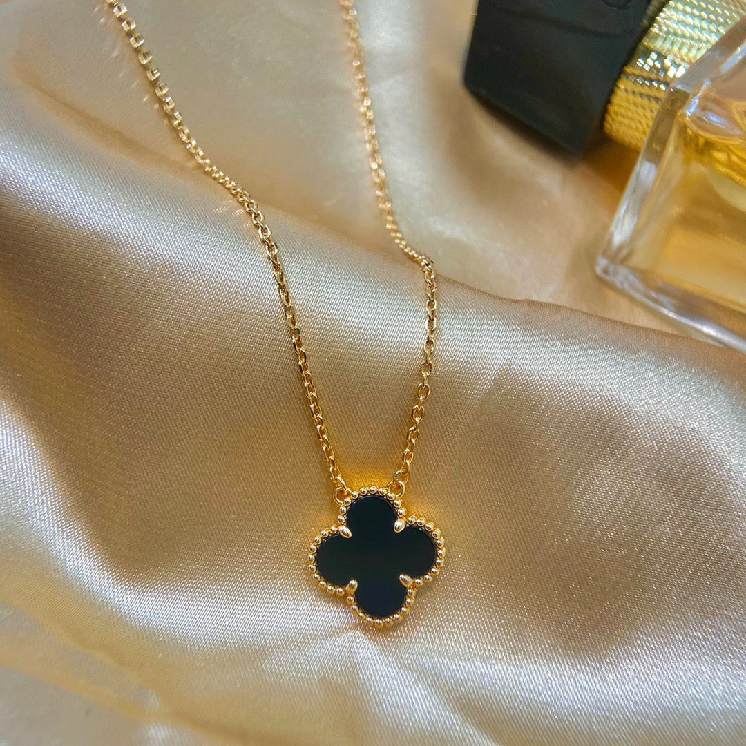 [Triumph Jewelry]CLOVER 15MM BLACK ONYX SINGLE FLOWER NECKLACE