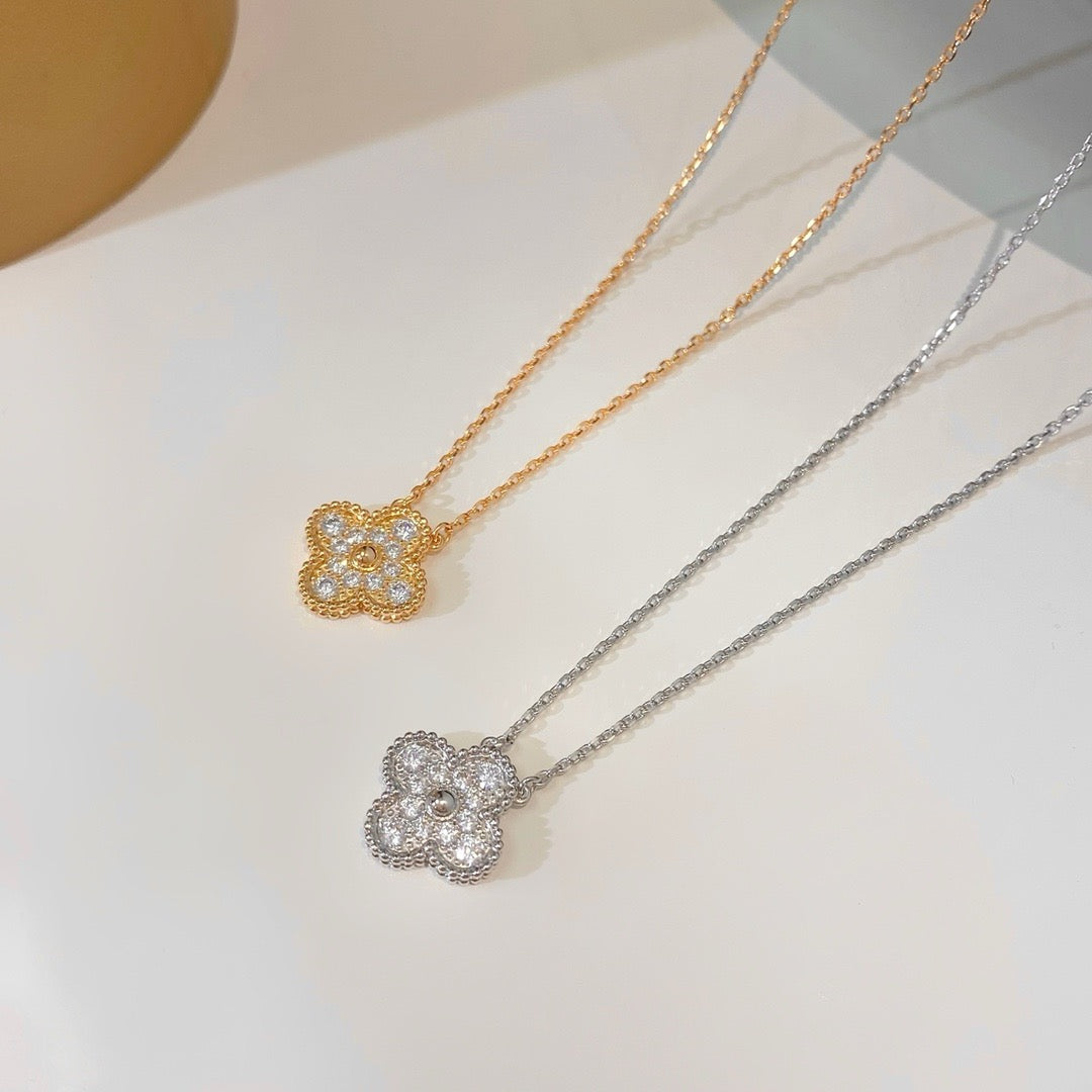 [Triumph Jewelry]CLOVER 15MM DIAMOND SINGLE FLOWER NECKLACE