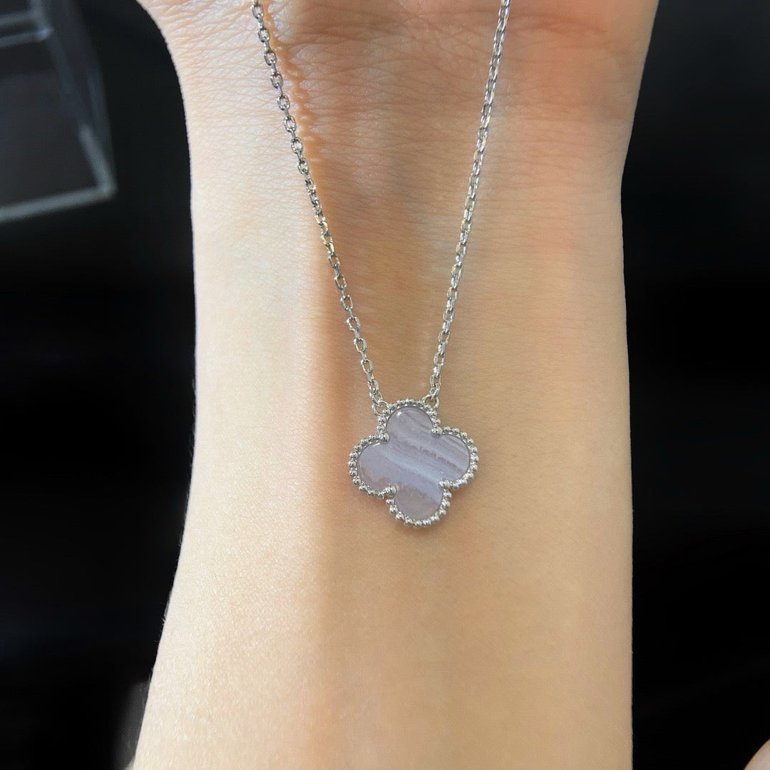 [Triumph Jewelry]CLOVER 15MM BLUE CHALCEDONY NECKLACE SILVER