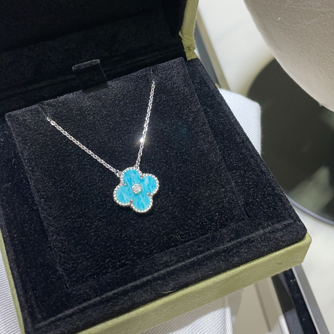 [Triumph Jewelry]CLOVER 15MM DIAMOND SVRES PORCELAIN  NECKLACE SILVER
