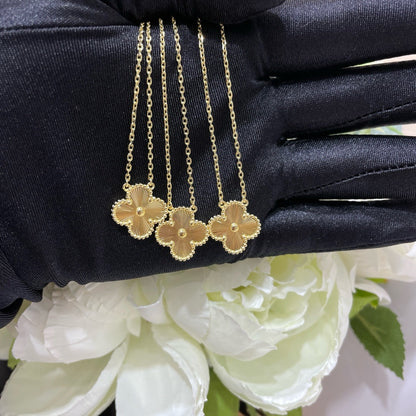[Triumph Jewelry]CLOVER 15MM LASER NECKLACE