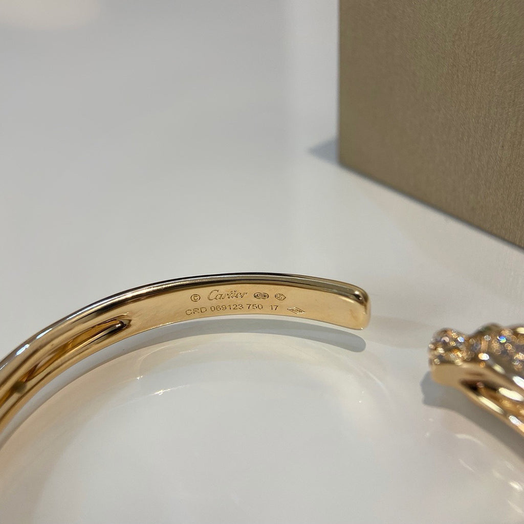 [Triumph Jewelry]PANTHERE HALF DIAMOND OPEN BRACELET