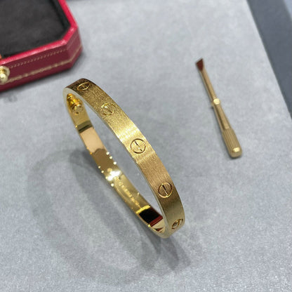 [Triumph Jewelry]LOVE BRACELET 6.1MM BRUSHED