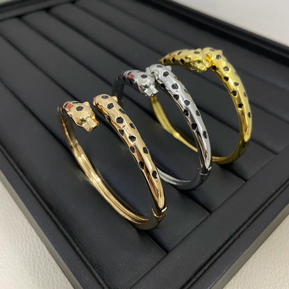 [Triumph Jewelry]PANTHERE DOUBLE HEADED OPEN BRACELET