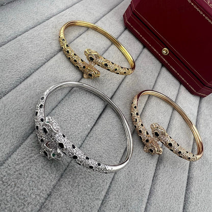 [Triumph Jewelry]PANTHERE DOUBLE HEADED HALF DIAMOND OPEN BRACELET