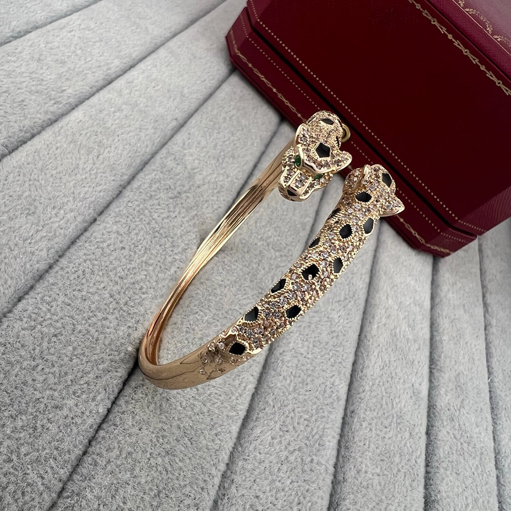 [Triumph Jewelry]PANTHERE DOUBLE HEADED HALF DIAMOND OPEN BRACELET