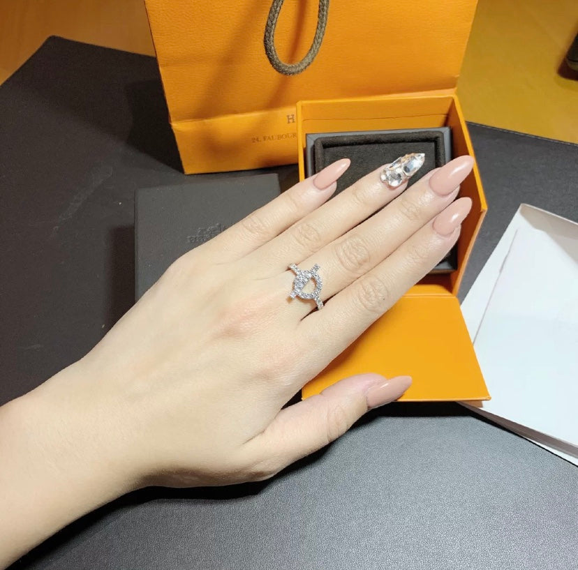 [Triumph Jewelry]ECHAPPEE RING SILVER DIAMOND