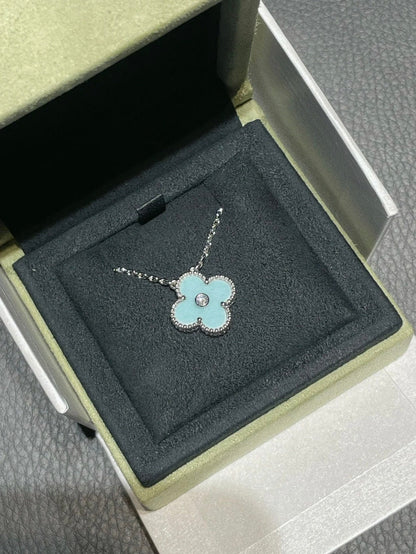 [Triumph Jewelry]CLOVER 1 DIAMOND LIGHT BLUE SILVER NECKLACE