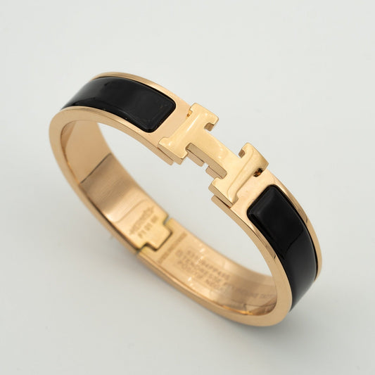 [Triumph Jewelry]H BLACK BRACELET