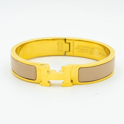 [Triumph Jewelry]H GREY BRACELET