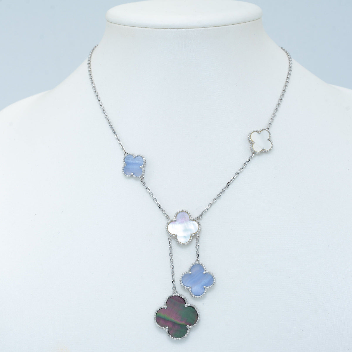 [Triumph Jewelry]CLOVER MOP CHALCEDONY NECKLACE SILVER 6 MOTIF