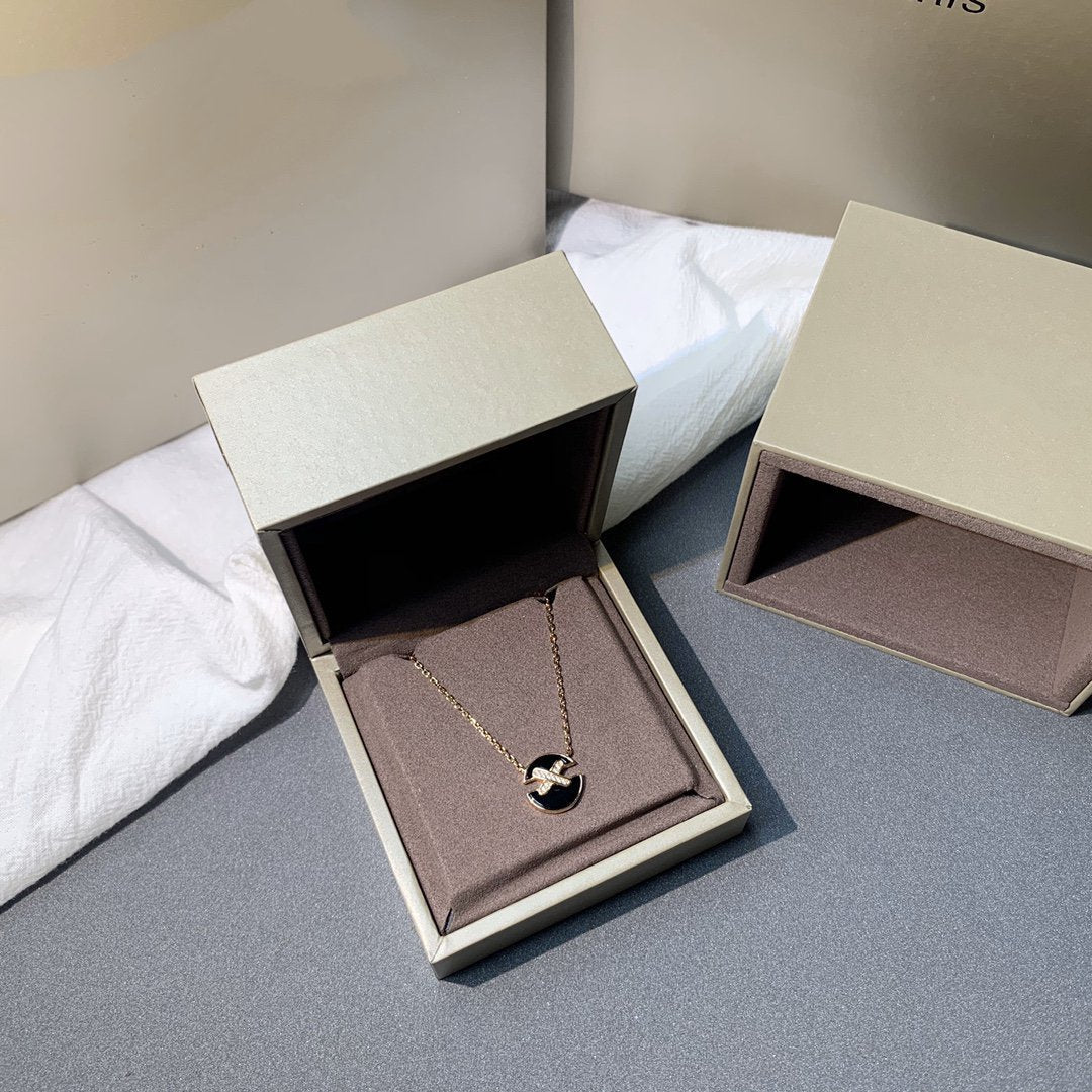 [Triumph Jewelry]JEUX DE PINK GOLD DIAMOND NECKLACE