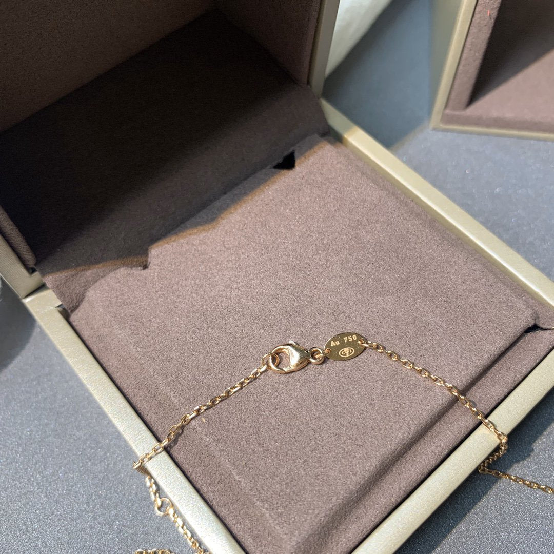 [Triumph Jewelry]JEUX DE PINK GOLD DIAMOND NECKLACE