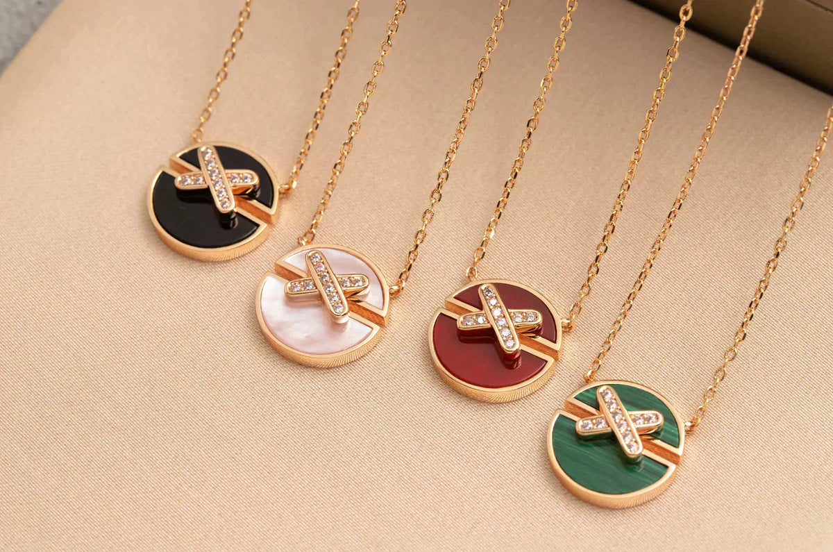 [Triumph Jewelry]JEUX DE ROSE GOLD DIAMOND NECKLACE