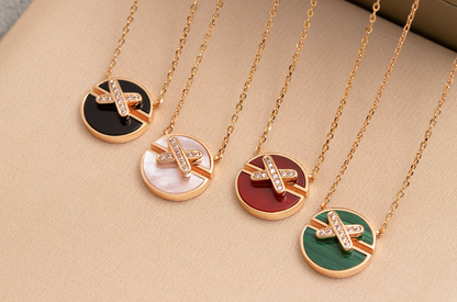 [Triumph Jewelry]JEUX DE PINK GOLD DIAMOND NECKLACE