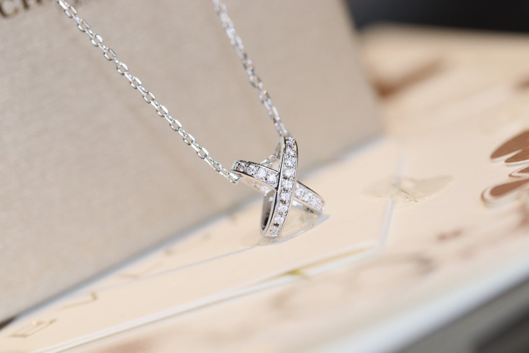 [Triumph Jewelry]JEUX DE DIAMOND NECKLACE