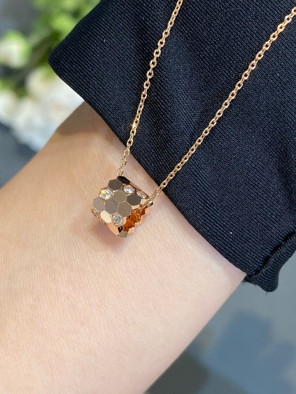 [Triumph Jewelry]BEE LOVE DIAMOND NECKLACE