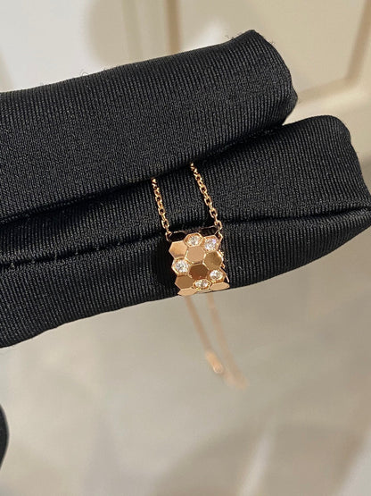 [Triumph Jewelry]BEE LOVE DIAMOND NECKLACE