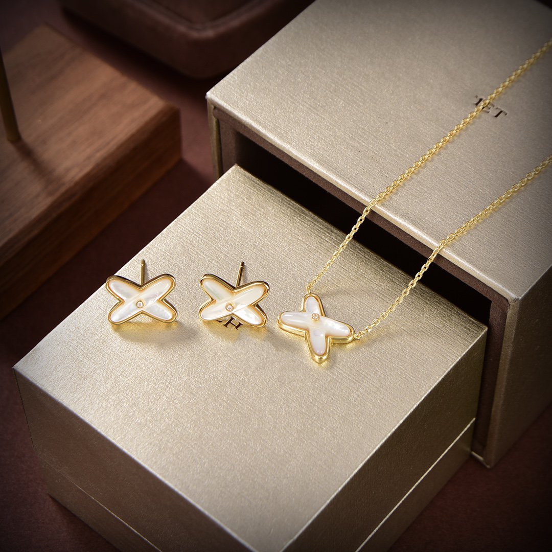 [Triumph Jewelry]JEUX DE WHITE MOP GOLD DIAMOND EARRINGS