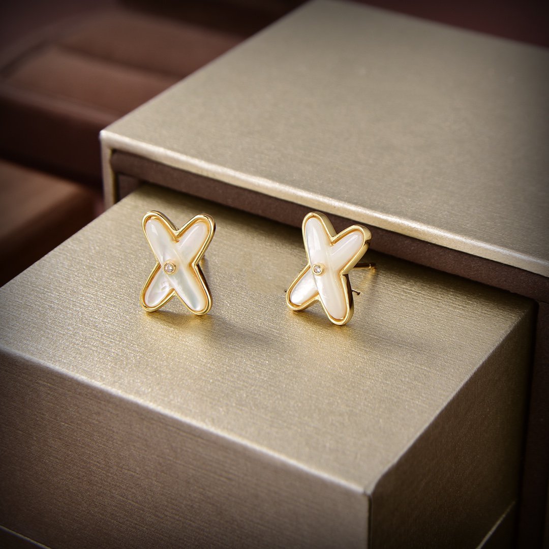 [Triumph Jewelry]JEUX DE WHITE MOP GOLD DIAMOND EARRINGS