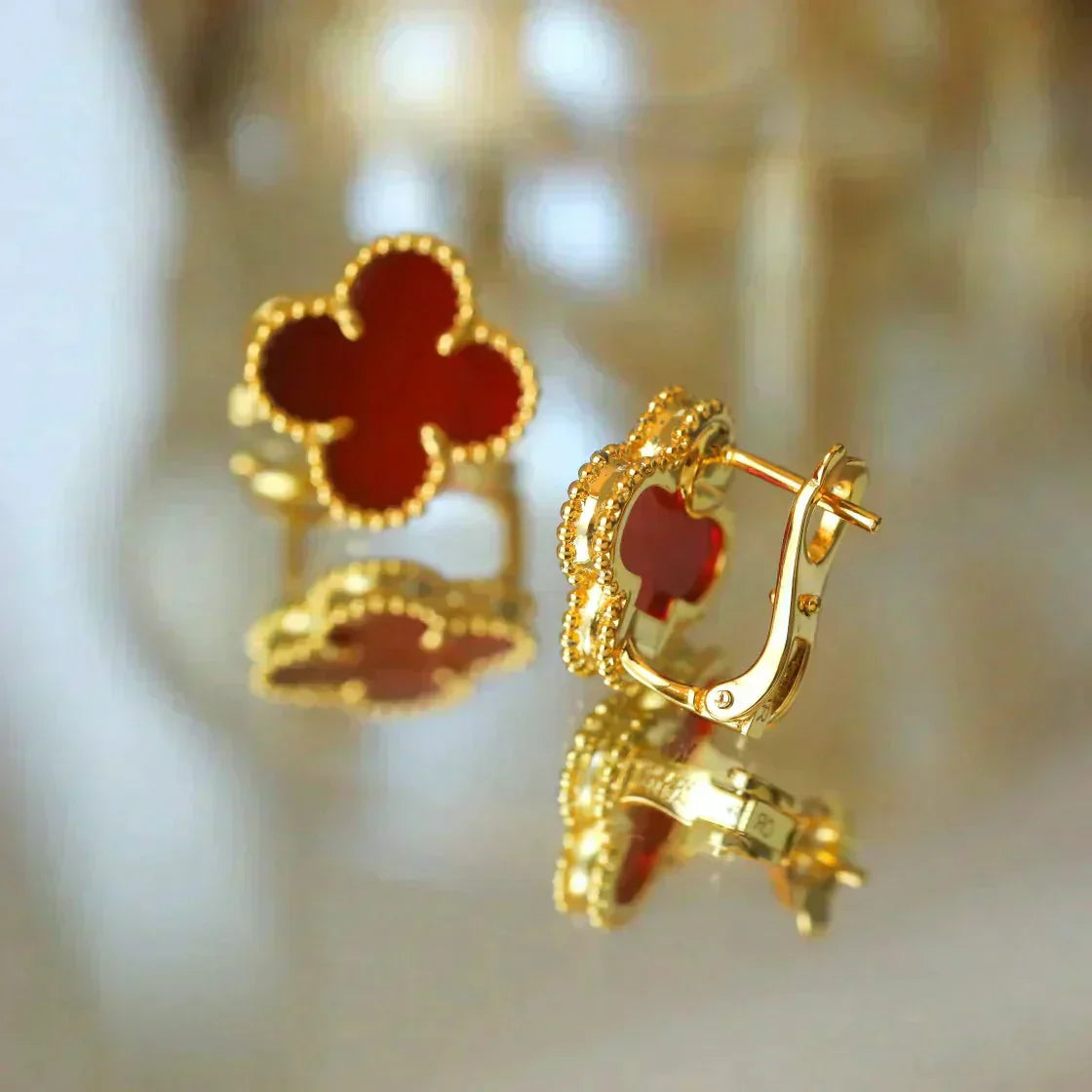 [Triumph Jewelry]CLOVER MEDIUM 1 MOTIFS CARNELIAN  EARRINGS