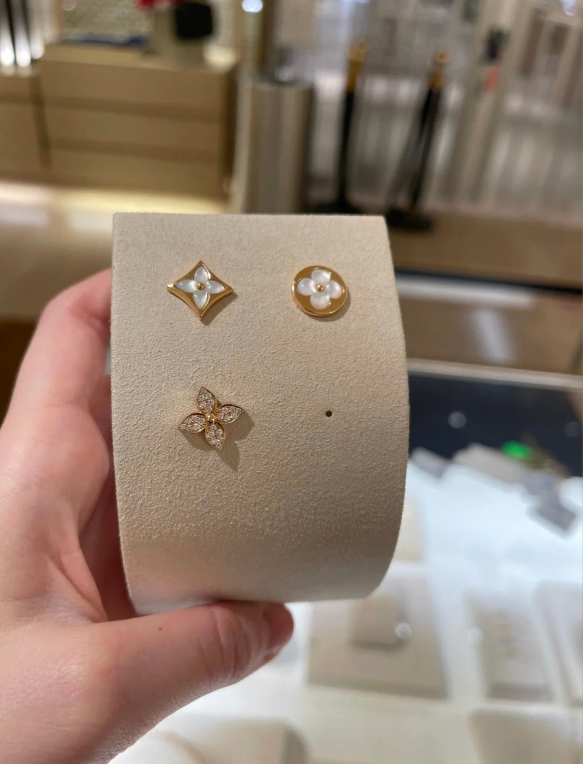 [Triumph Jewelry]STAR BLOSSOM STUD EARRINGS PINK GOLD DIAMONDS