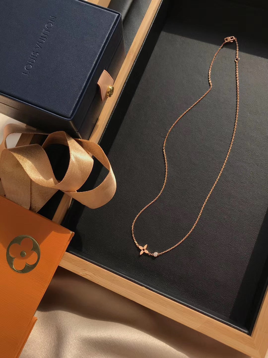 [Triumph Jewelry]BLOSSOM PENDANT PINK GOLD AND DIAMOND