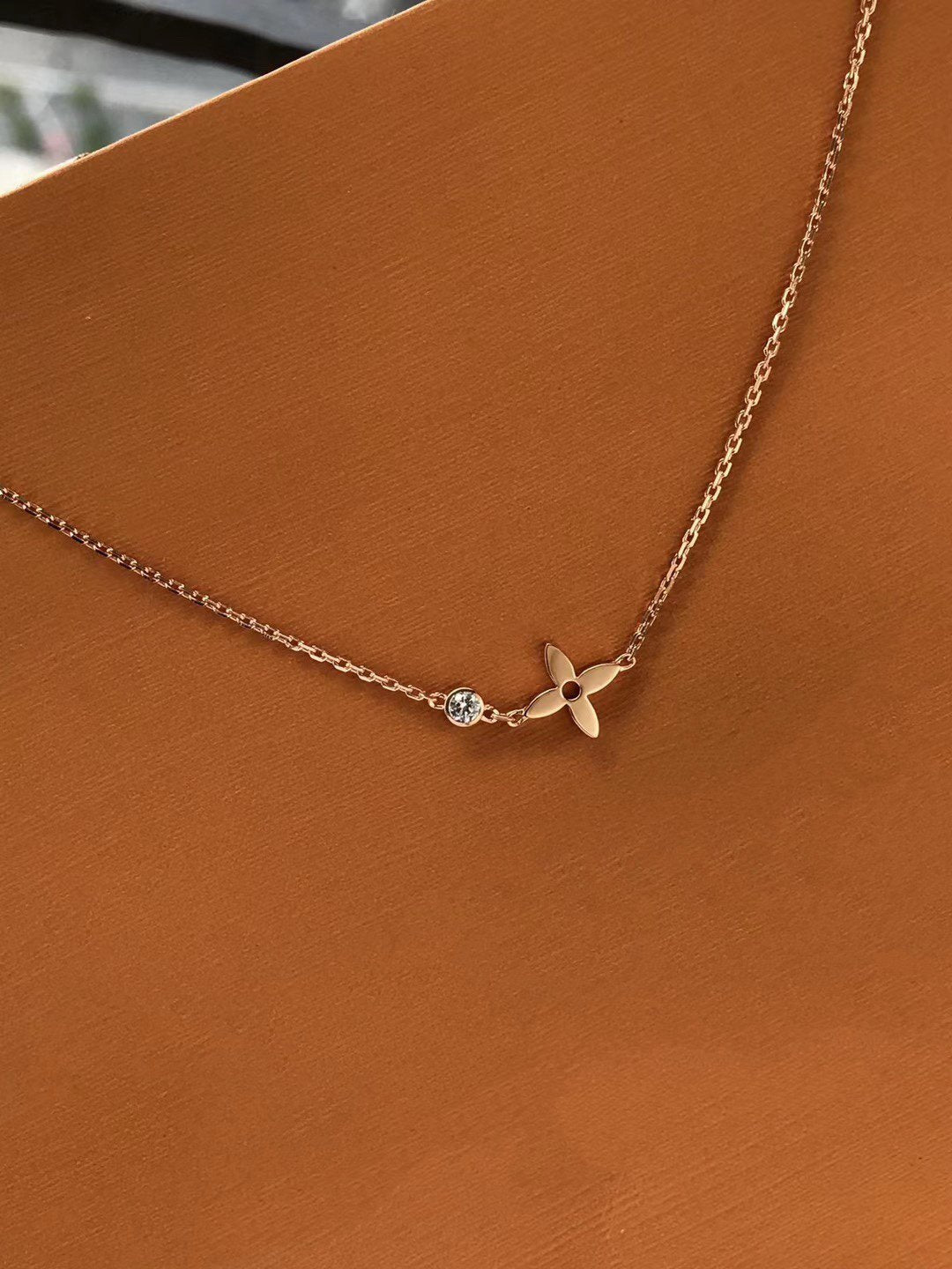 [Triumph Jewelry]BLOSSOM PENDANT PINK GOLD AND DIAMOND