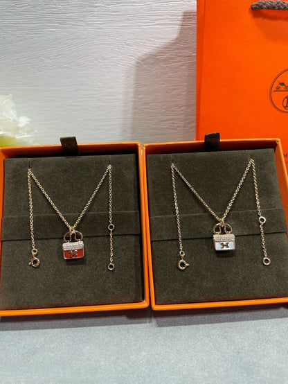 [Triumph Jewelry]H CIRCE MOISSANITE PENDANT NECKLACE GOLD