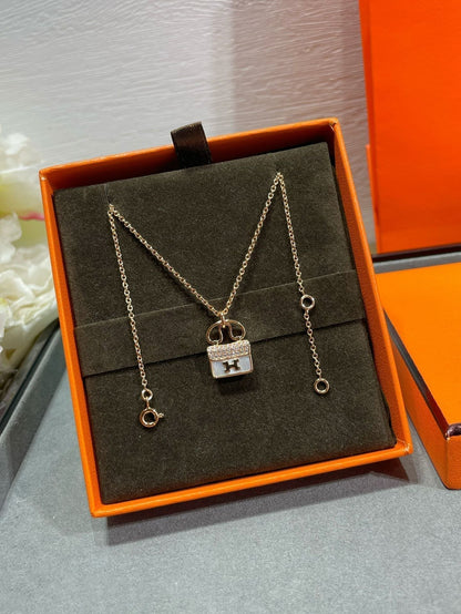 [Triumph Jewelry]H CIRCE MOISSANITE PENDANT NECKLACE GOLD