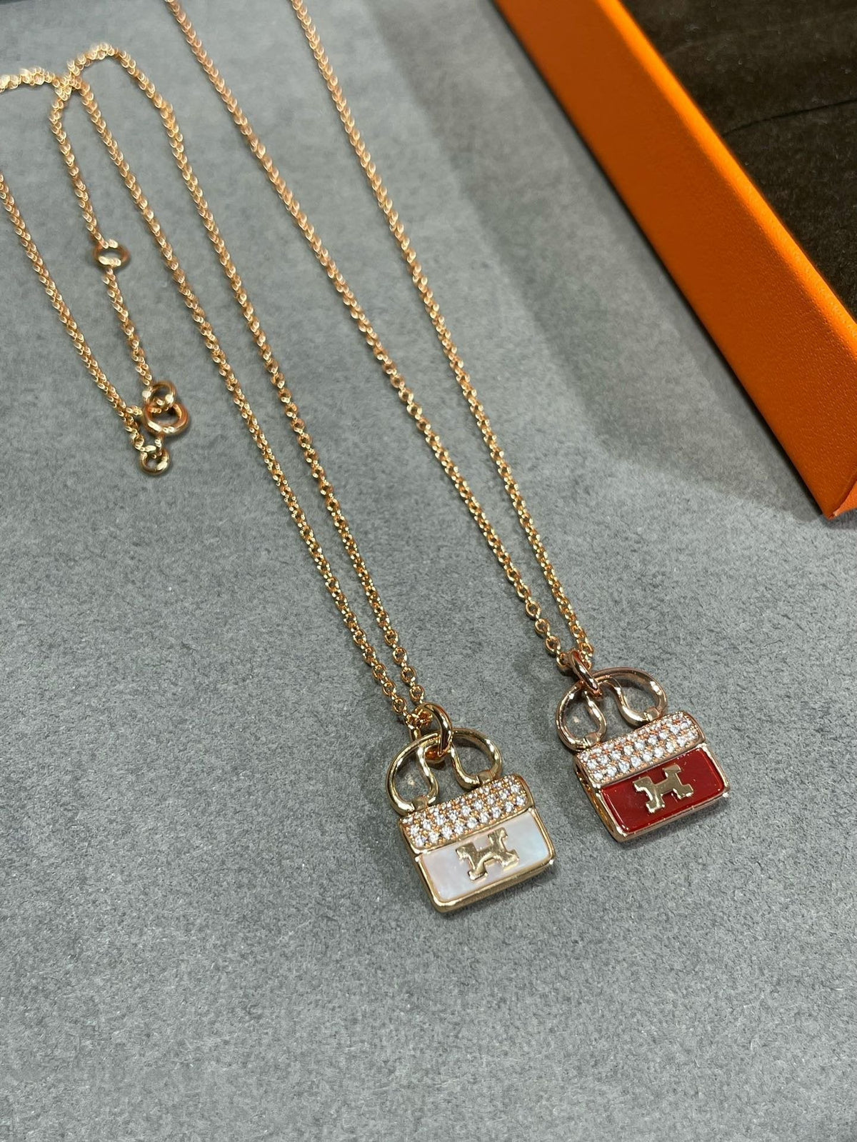 [Triumph Jewelry]H CIRCE MOISSANITE PENDANT NECKLACE GOLD