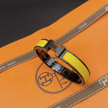[Triumph Jewelry]CLIC HM SO BLACK YELLOW BRACELET